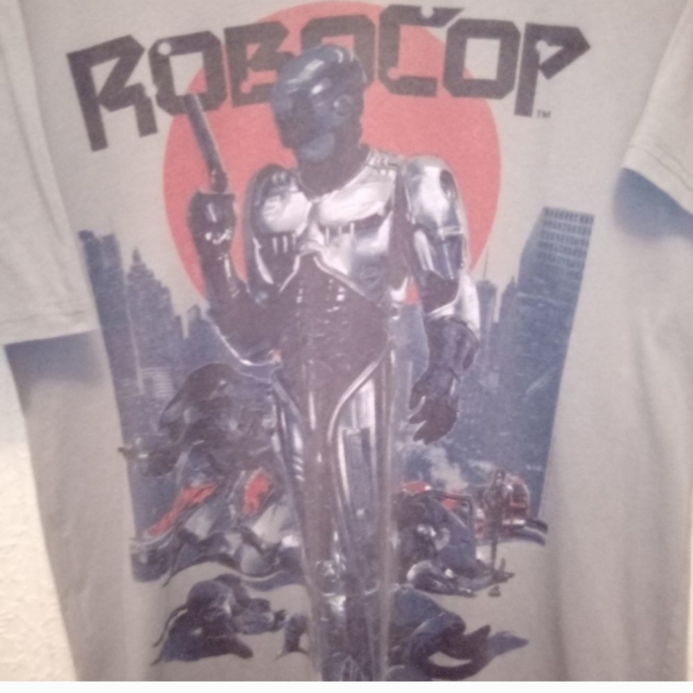 🐮 🐄 RoboCop Short Sleeve T-Shirt